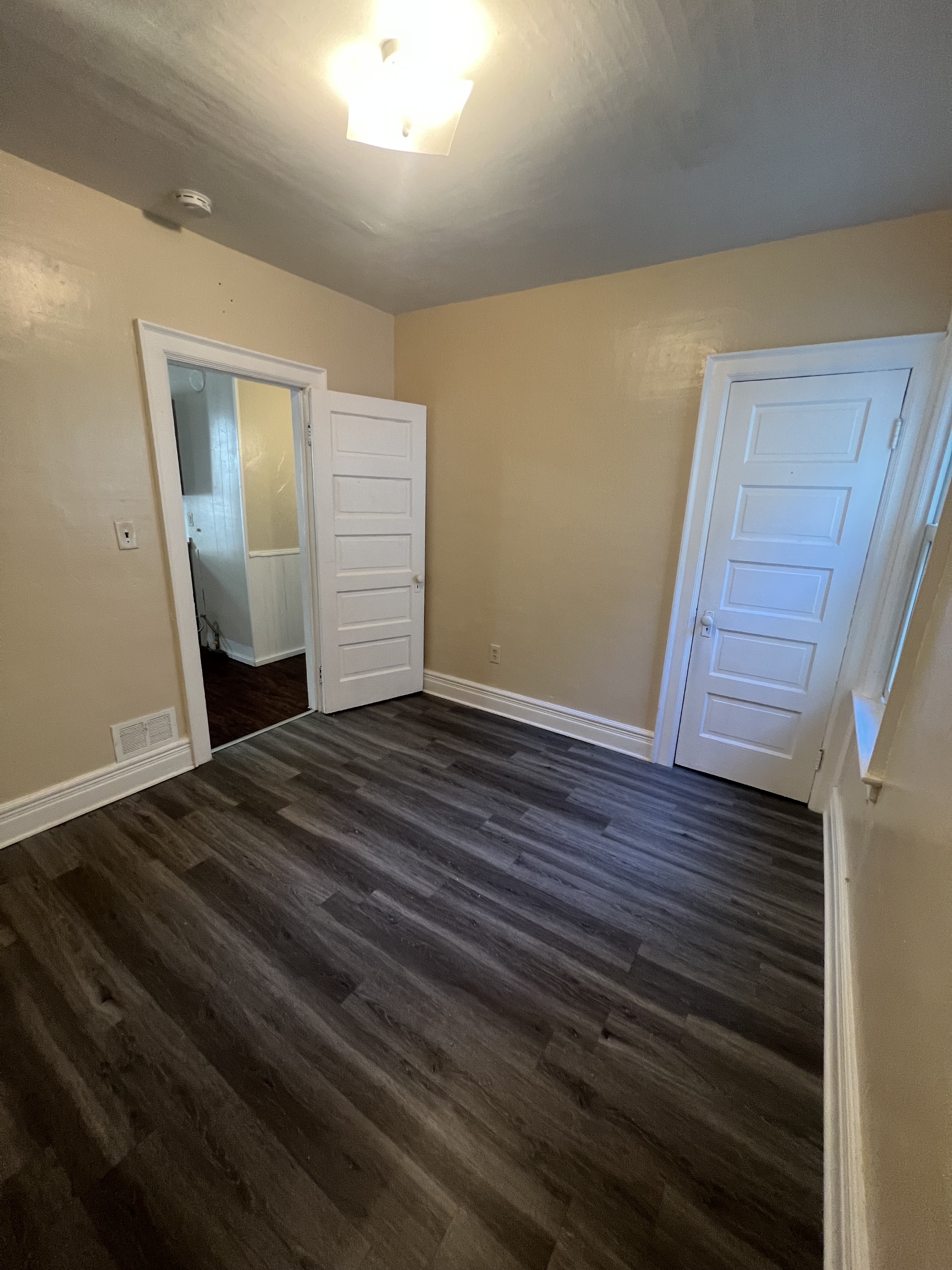 434 Winslow Ave #2